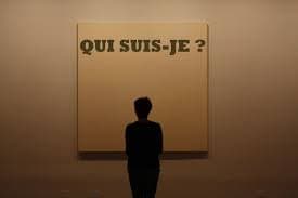 Qui suis-je ?