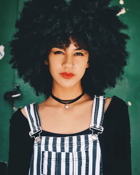 Farah, rebelle de la vie.